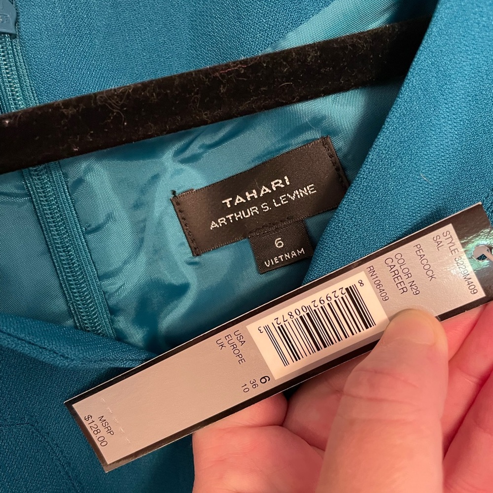 BNWT Tahari Teal Shift Dress Size 6 - Picture 2 of 2